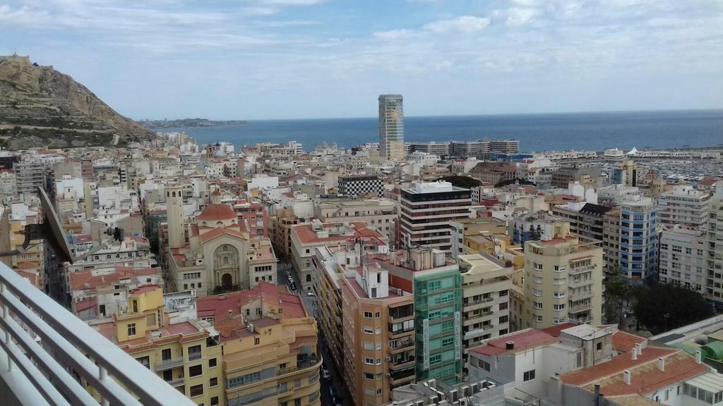 Suite International Alicante Bagian luar foto