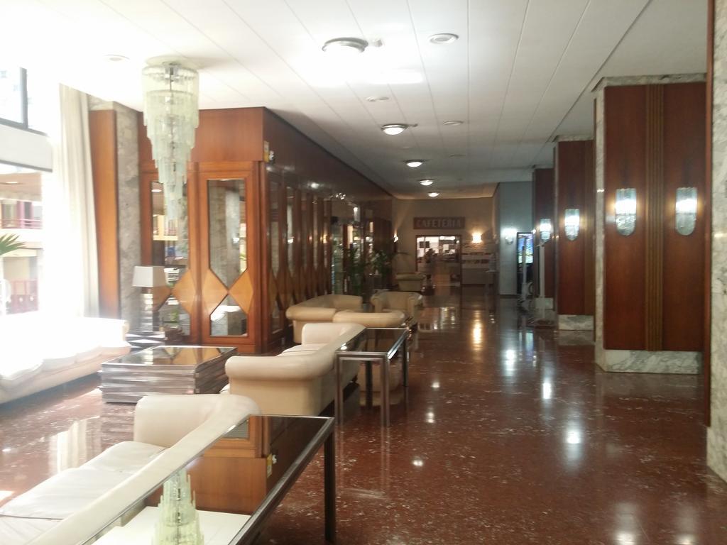 Suite International Alicante Bagian luar foto