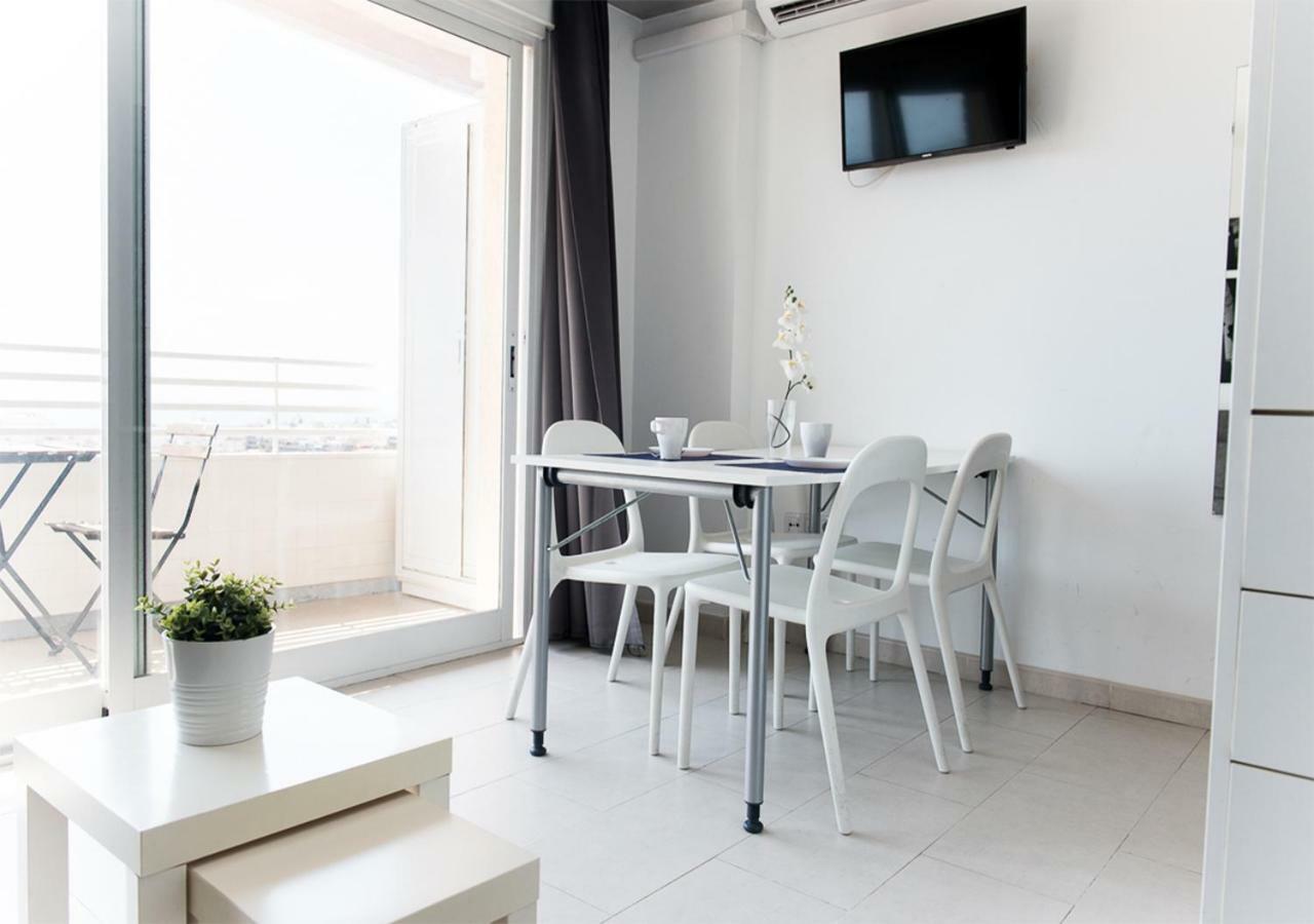 Suite International Alicante Bagian luar foto