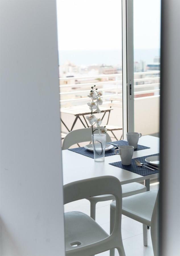 Suite International Alicante Bagian luar foto